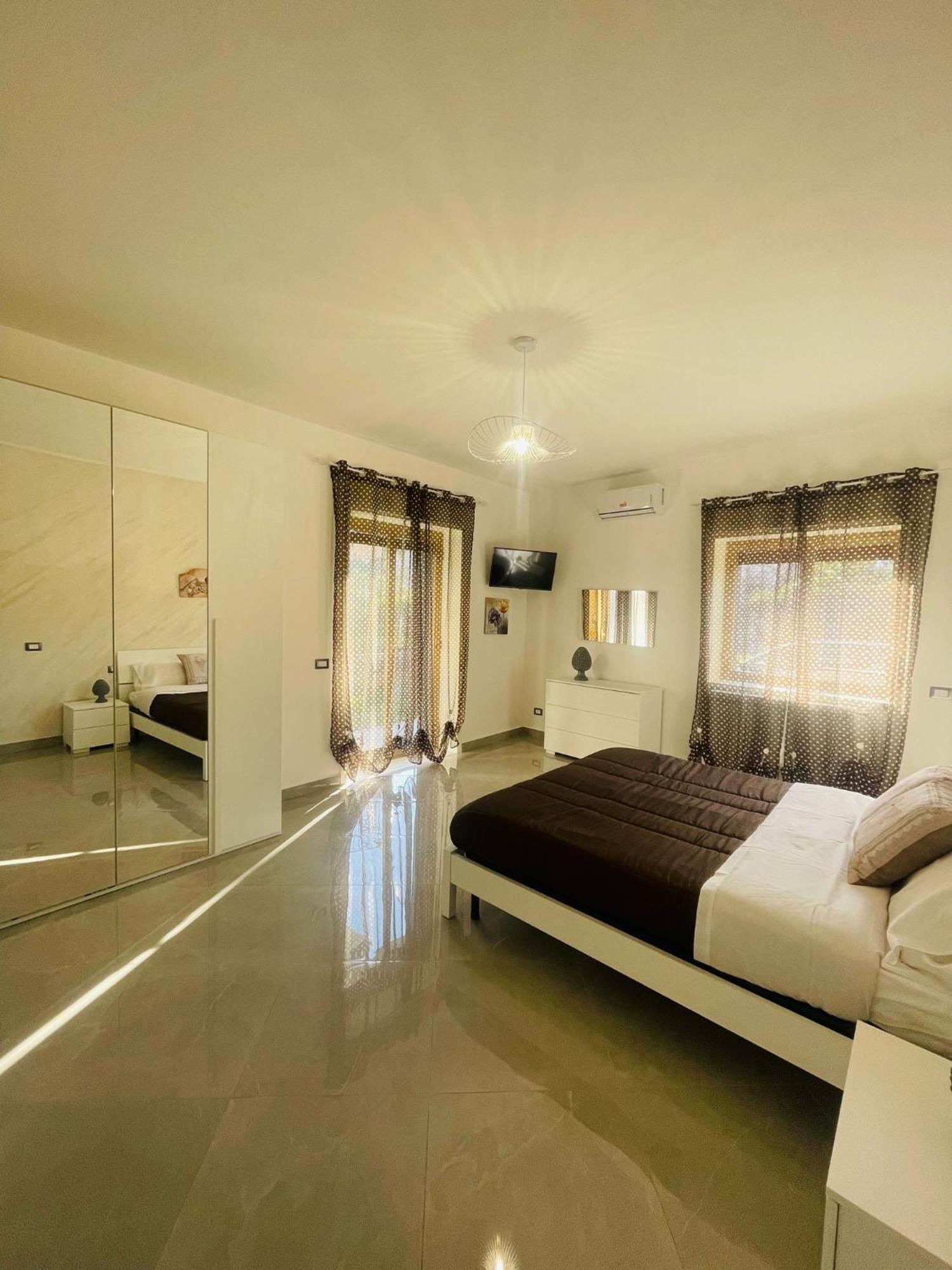 La Pigna Casa Vacanza นีโกโลซี ภายนอก รูปภาพ